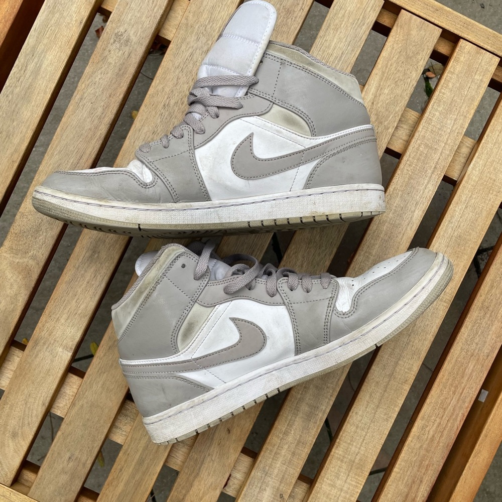 11.5 Men’s Nike Air Jordan Mids